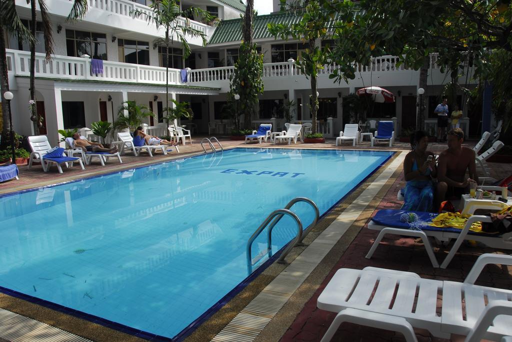The Expat Hotel Patong Luaran gambar