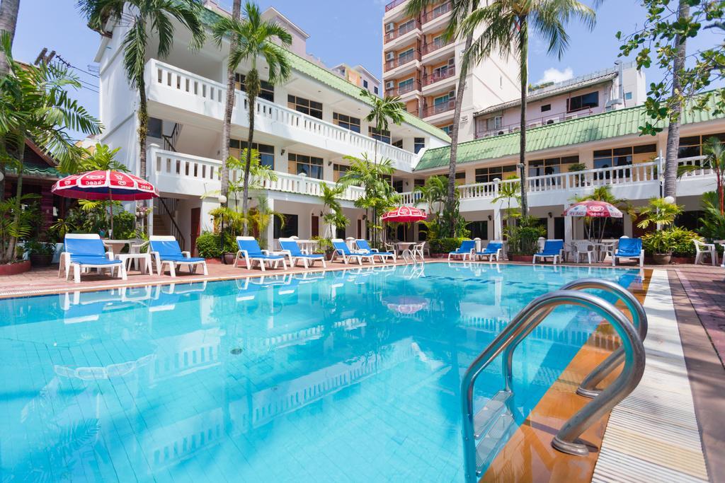 The Expat Hotel Patong Luaran gambar