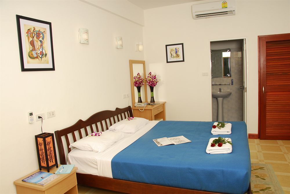 The Expat Hotel Patong Luaran gambar
